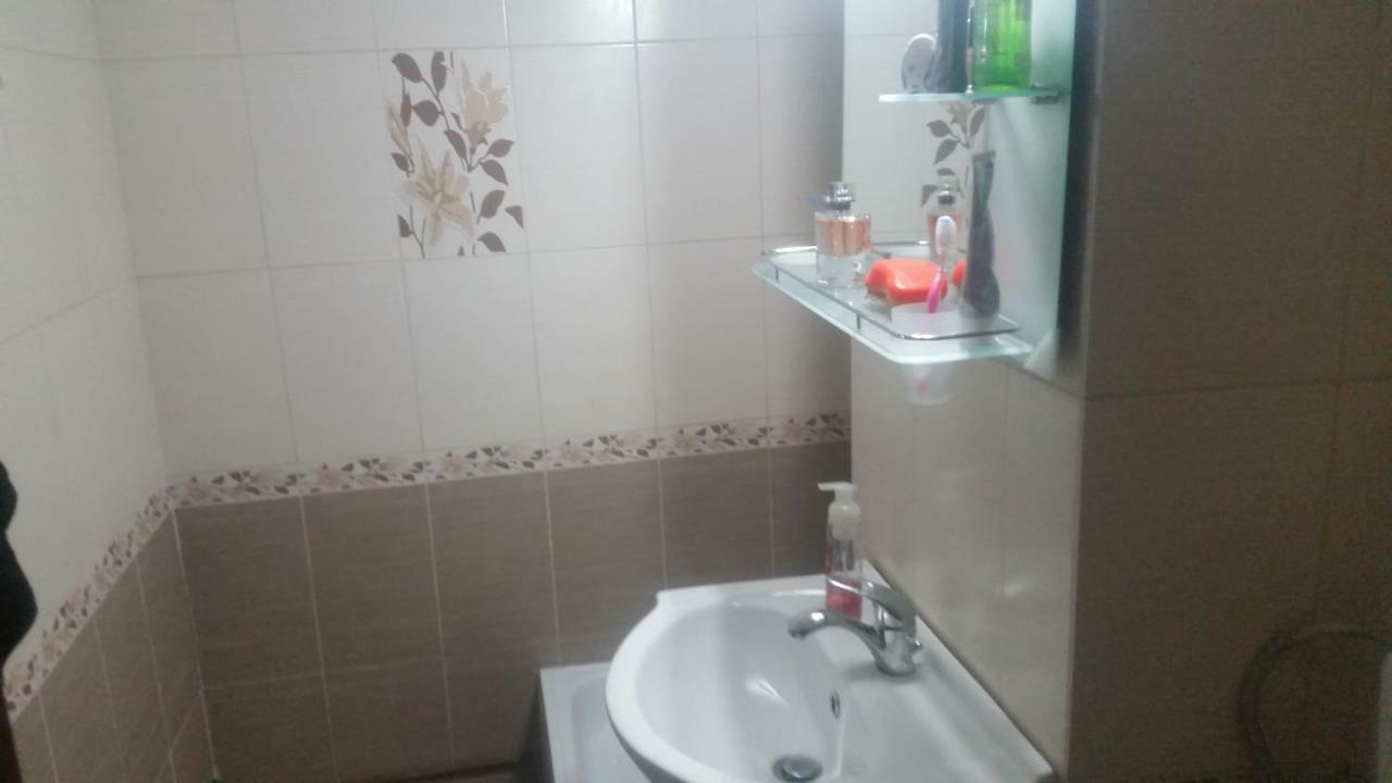 Sfanta Ecaterina - Garsoniera Alba Iulia Leilighet Eksteriør bilde