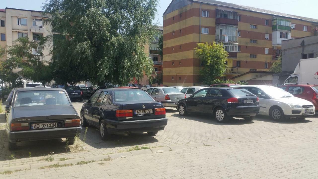 Sfanta Ecaterina - Garsoniera Alba Iulia Leilighet Eksteriør bilde